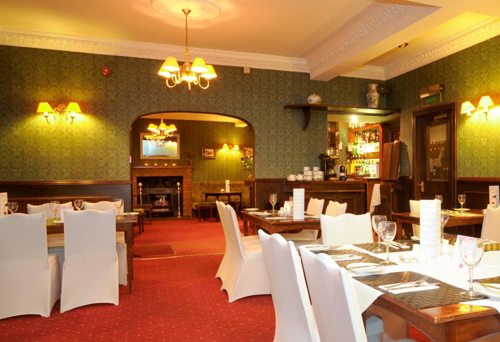 Ferrybridge Hotel Dunfermline Extérieur photo