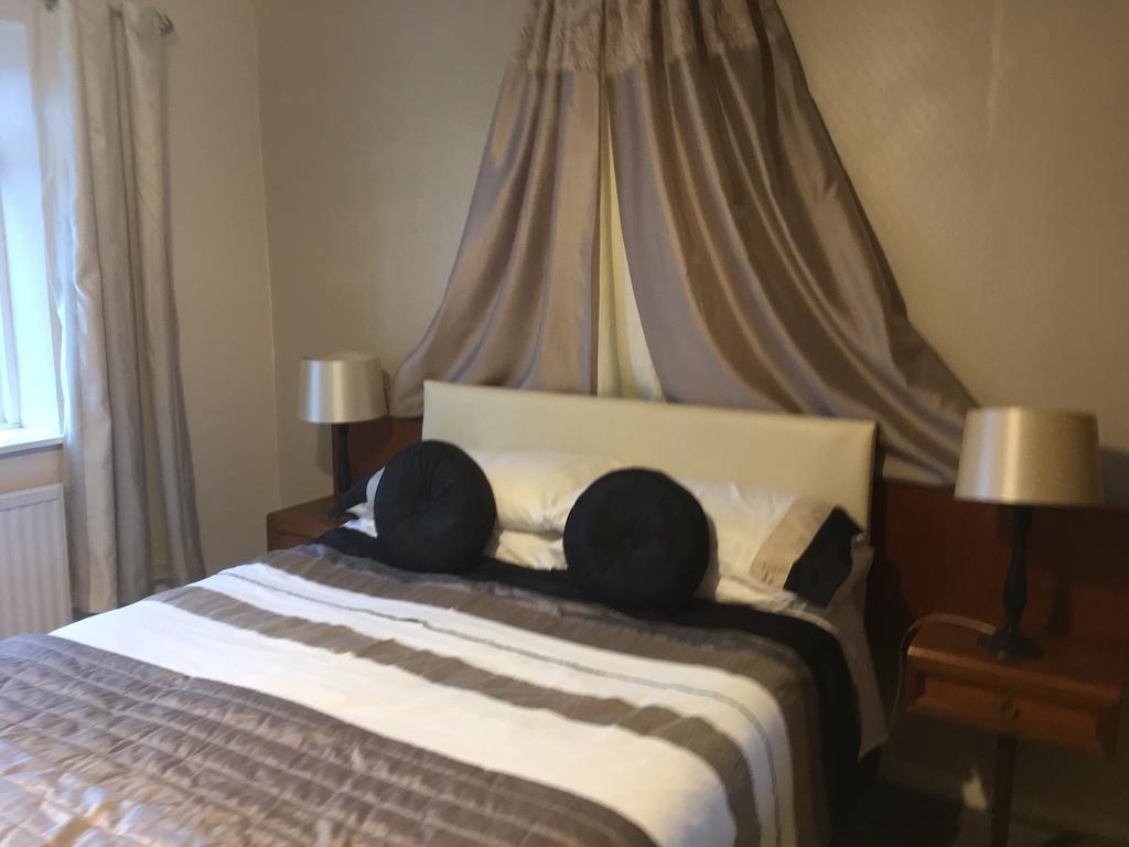 Ferrybridge Hotel Dunfermline Extérieur photo
