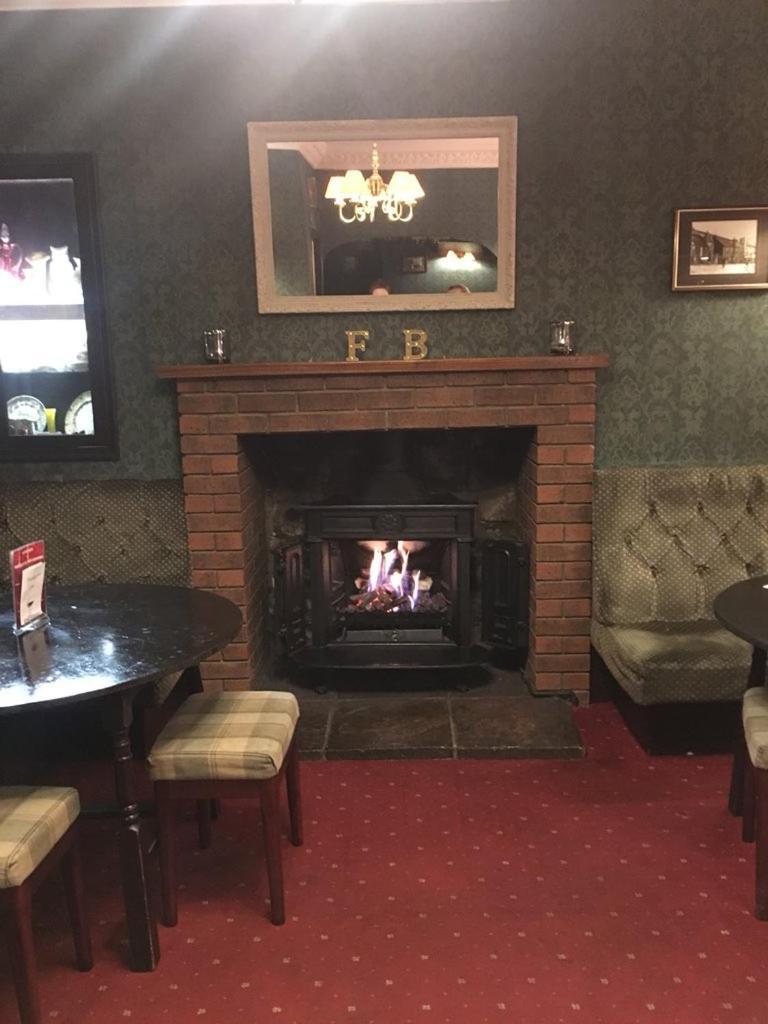 Ferrybridge Hotel Dunfermline Extérieur photo