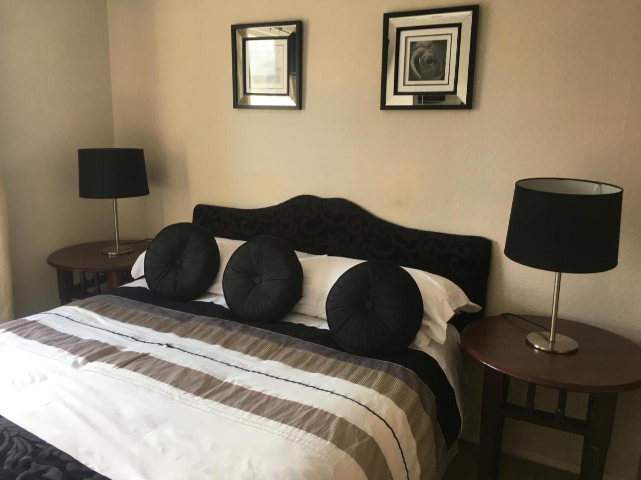 Ferrybridge Hotel Dunfermline Extérieur photo