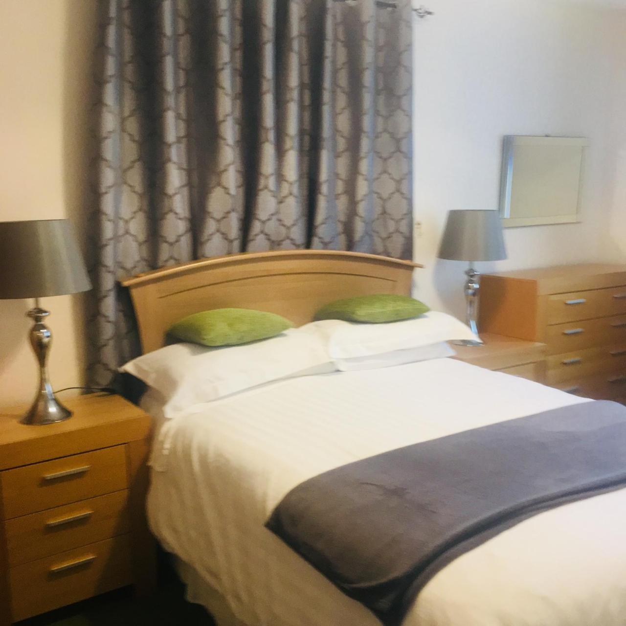Ferrybridge Hotel Dunfermline Extérieur photo